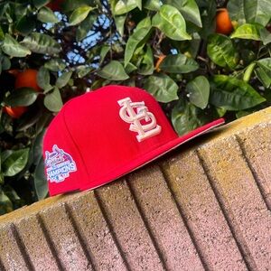 ST. LOUIS CARDINALS FITTED HAT 7 1/2 FITTEDS